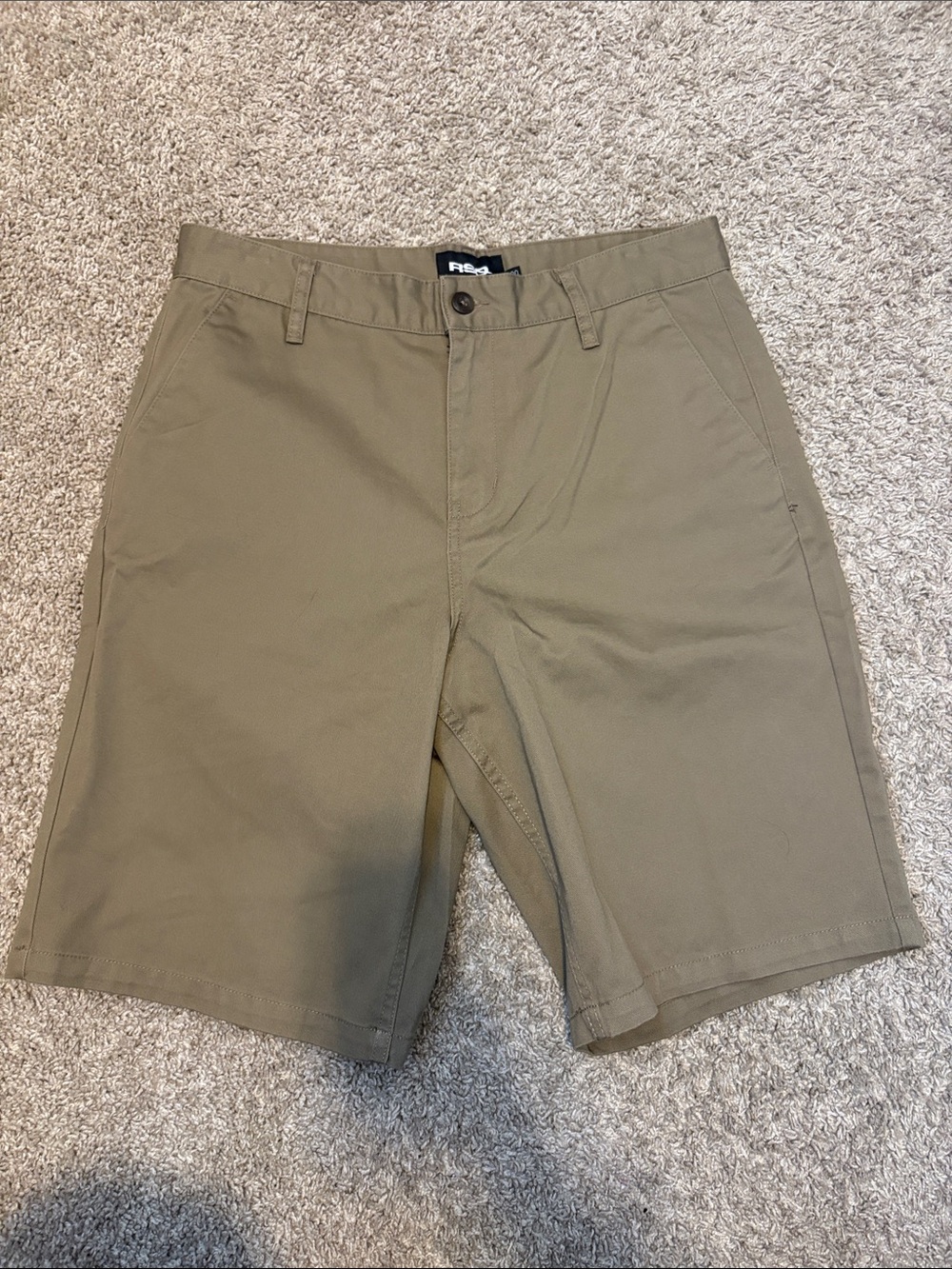 FILA Men's Olive/Tan Flat Front Chino Shorts